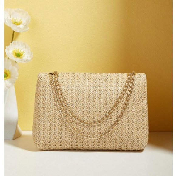 Minimalist  Flap Straw Bag Turn-lock Chain - Picture 2 of 5